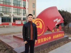 <b>激励更多学生投身军</b>
